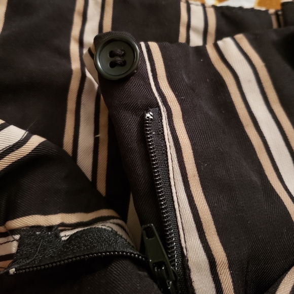 Wide Leg Pants - Picture 4 of 5